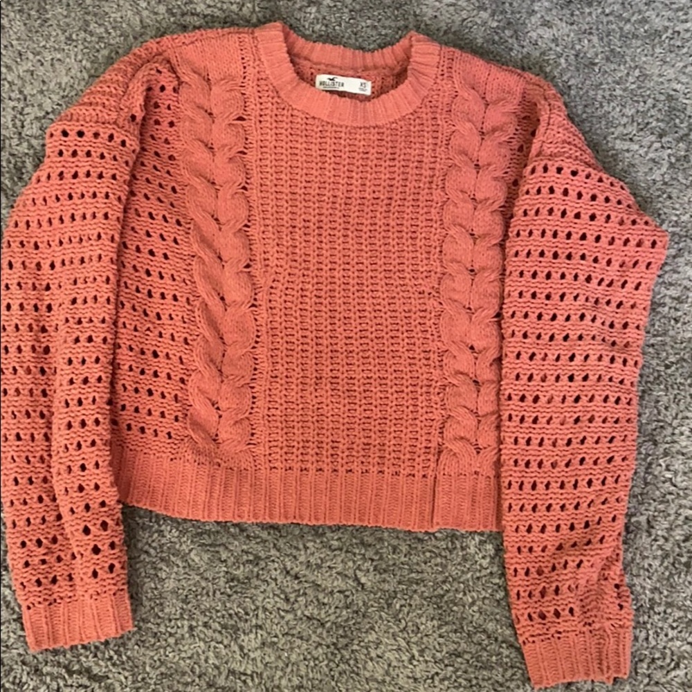 Women’s Hollister sweater.